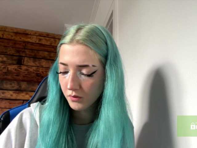 karolinawild live cam on BongaCams