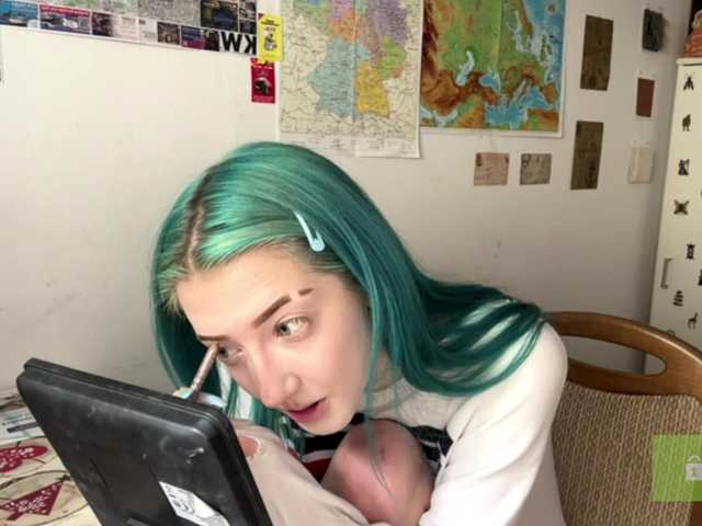 karolinawild live cam on BongaCams
