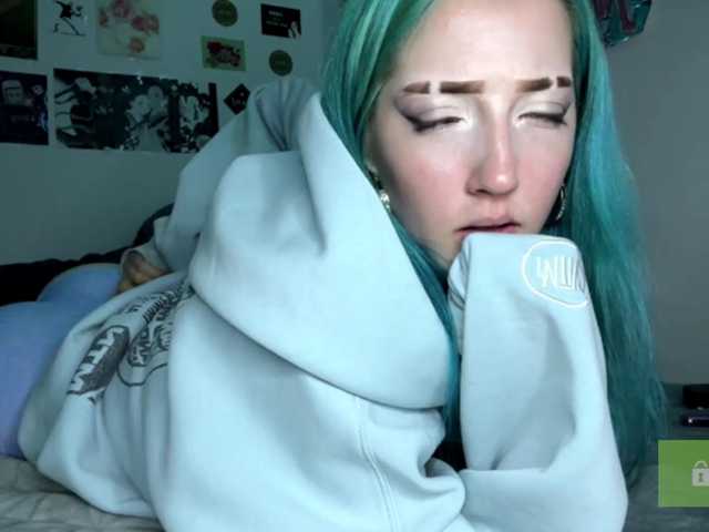 karolinawild live cam on BongaCams
