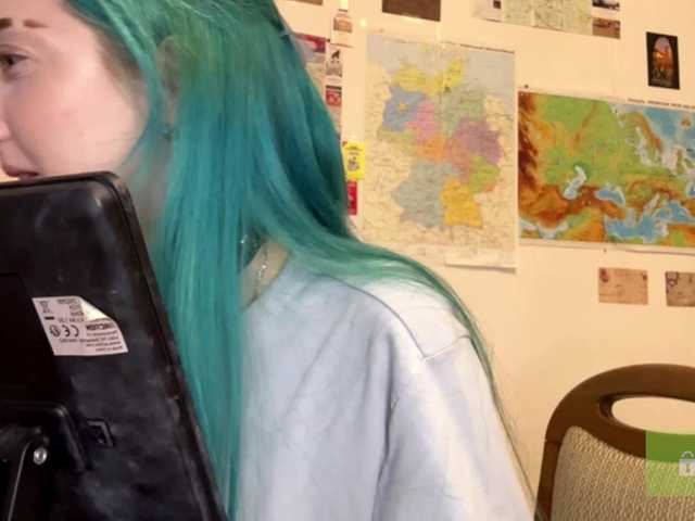 karolinawild live cam on BongaCams