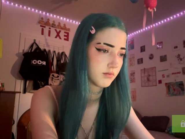 karolinawild live cam on BongaCams