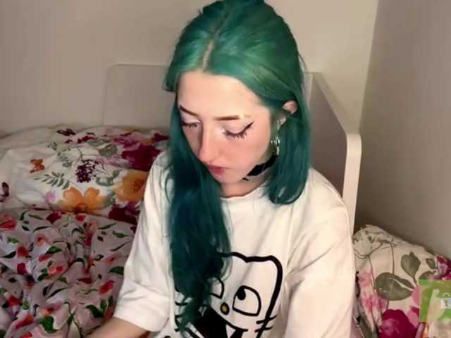 karolinawild live cam on BongaCams