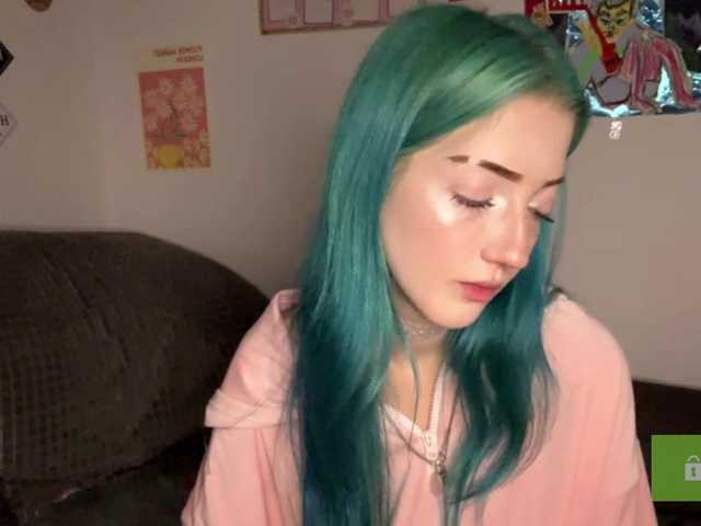 karolinawild live cam on BongaCams