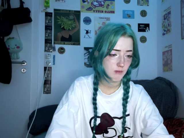 karolinawild live cam on BongaCams