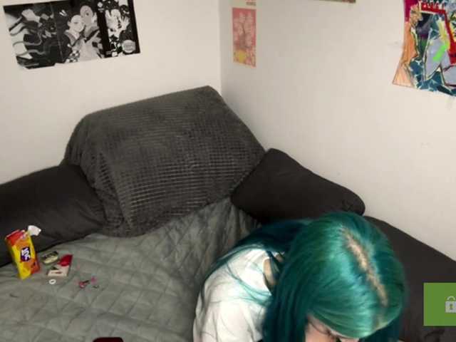 karolinawild live cam on BongaCams