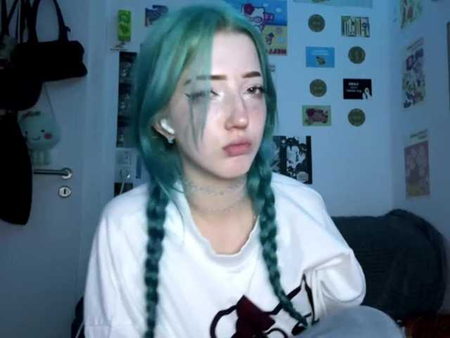 karolinawild live cam on BongaCams