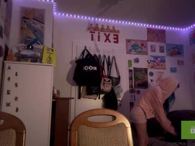 karolinawild live cam on BongaCams