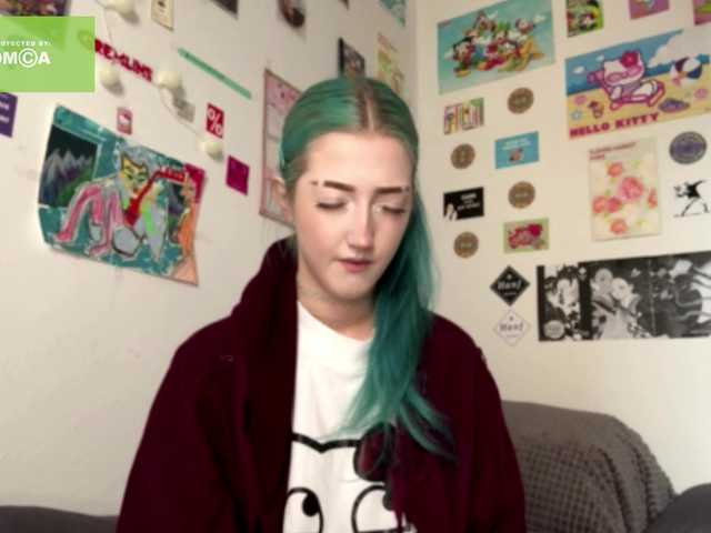 karolinawild live cam on BongaCams