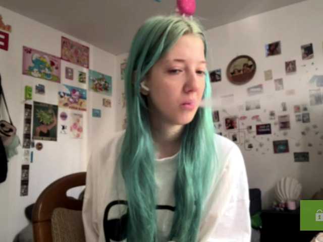 karolinawild live cam on BongaCams