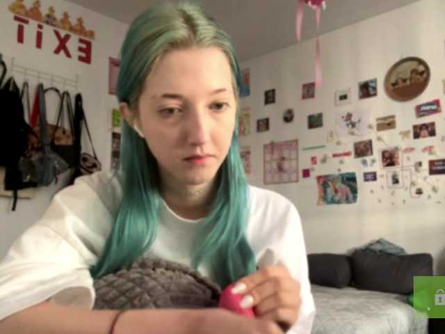 karolinawild live cam on BongaCams