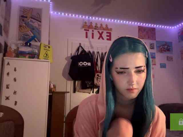 Karolinawild's cam show statistics and live stream