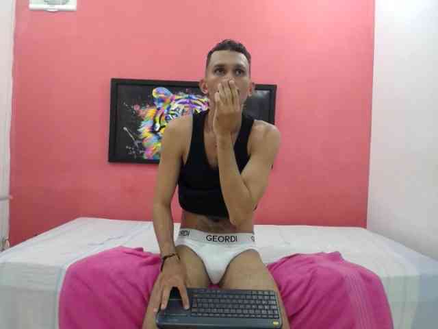 jerrywalker22 Sex Cam Show