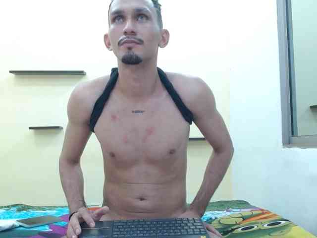 jerrywalker22 Sex Cam Show