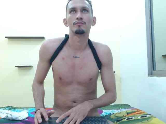 jerrywalker22 Sex Cam Show