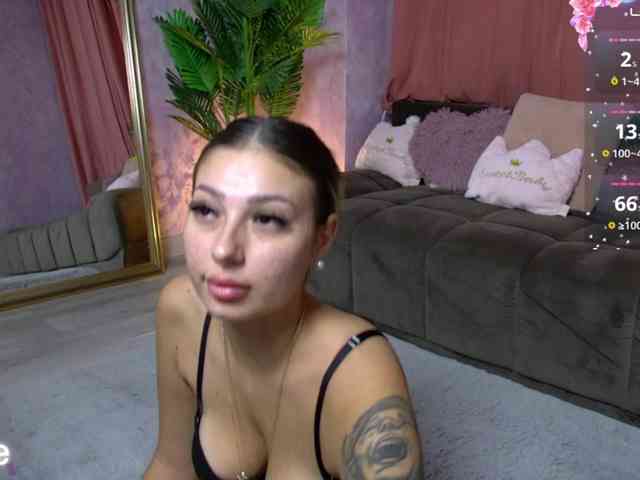 InnaIris Live Webcam on BongaCams