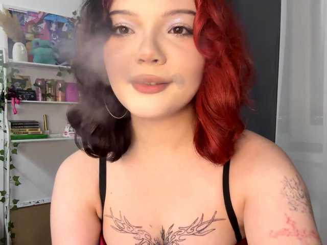 PhiaMoon live cam on BongaCams
