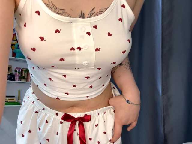 PhiaMoon live cam on BongaCams