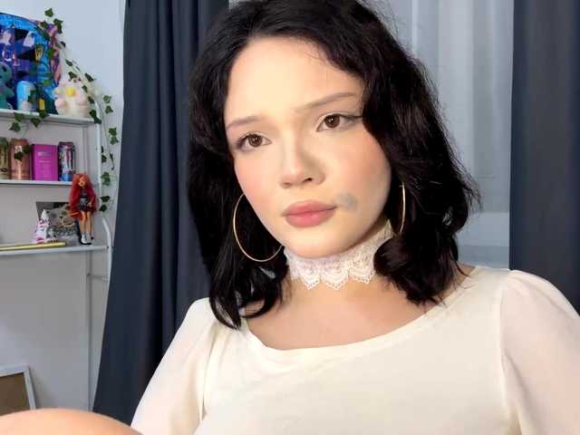 PhiaMoon live cam on BongaCams