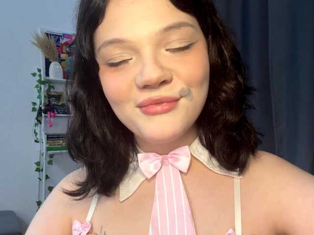 PhiaMoon live cam on BongaCams