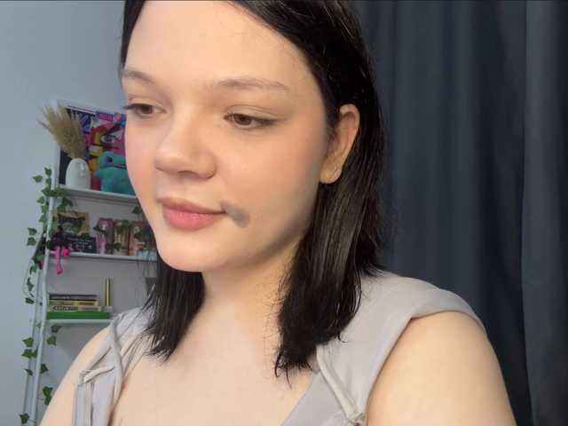 PhiaMoon live cam on BongaCams
