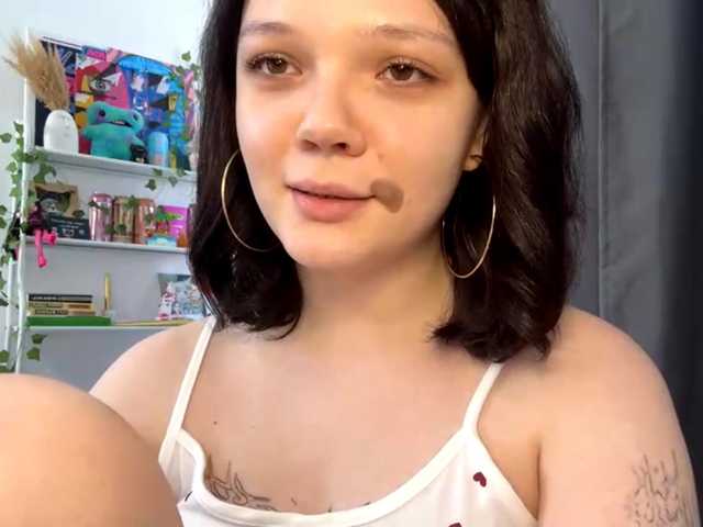 PhiaMoon live cam on BongaCams