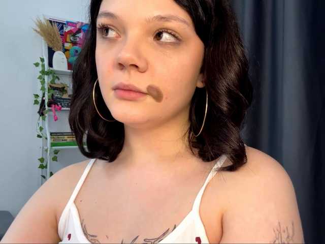 PhiaMoon live cam on BongaCams