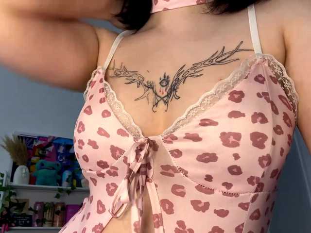 PhiaMoon live cam on BongaCams