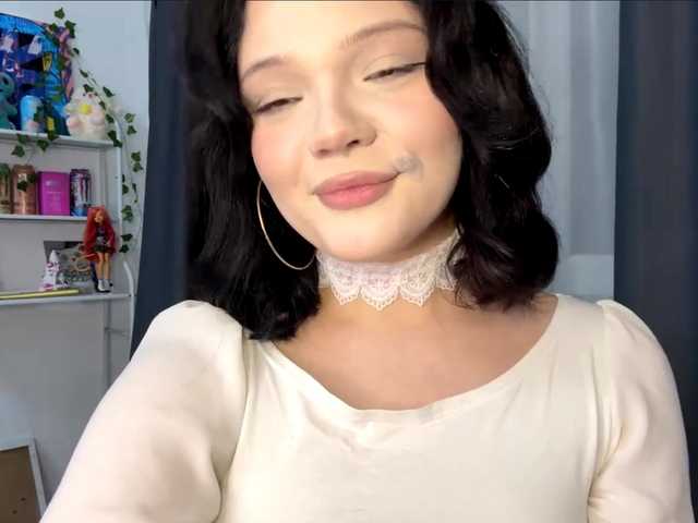 PhiaMoon live cam on BongaCams