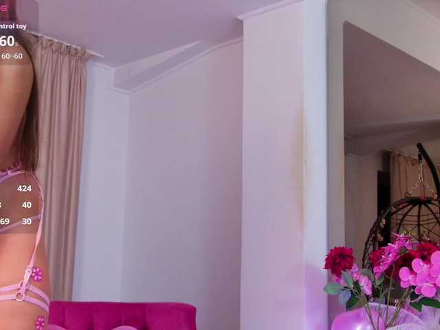 JuliahBlanc live cam on BongaCams