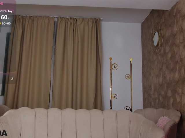 JuliahBlanc live cam on BongaCams