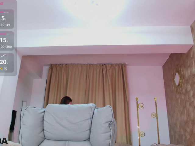 JuliahBlanc live cam on BongaCams