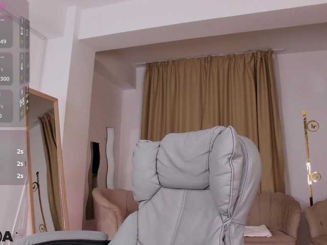 JuliahBlanc live cam on BongaCams