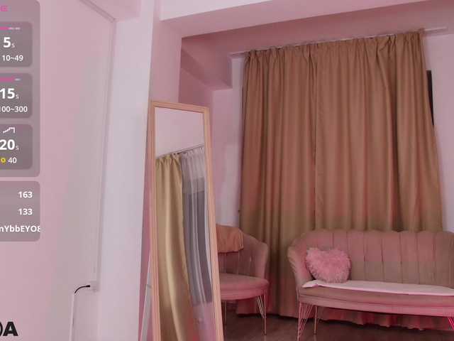 JuliahBlanc live cam on BongaCams