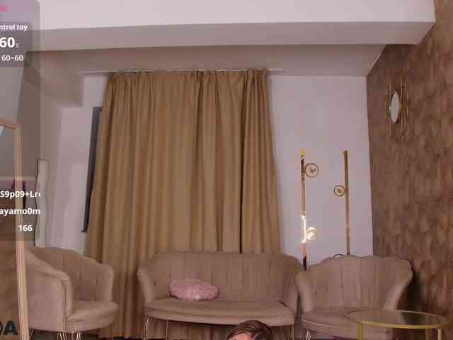 JuliahBlanc webcam