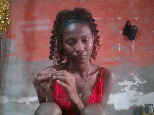 Angiecroft18 live cam on BongaCams
