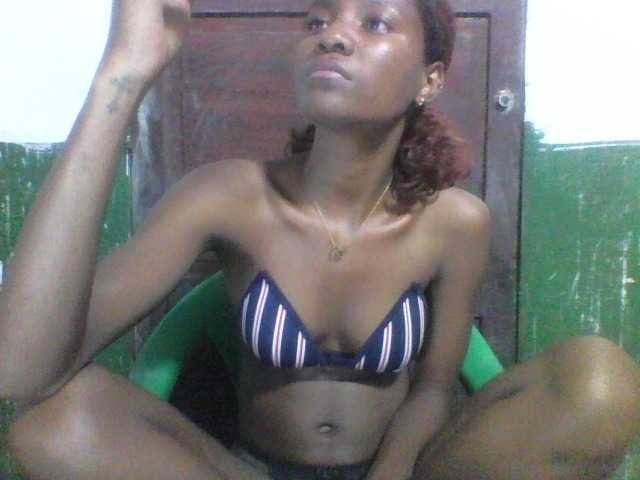 Edhsweet live cam on BongaCams