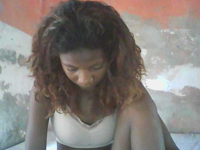 Angiecroft18 live cam on BongaCams