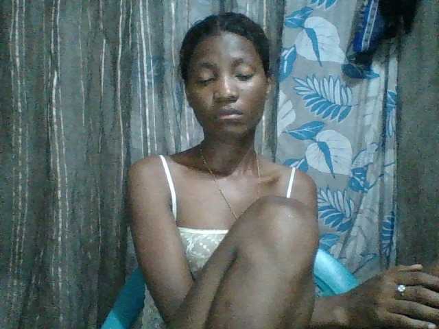 Edhsweet live cam on BongaCams