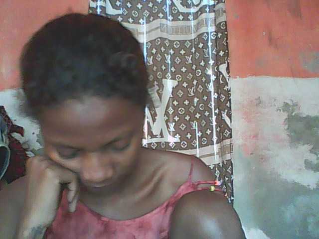 Angiecroft18 live cam on BongaCams