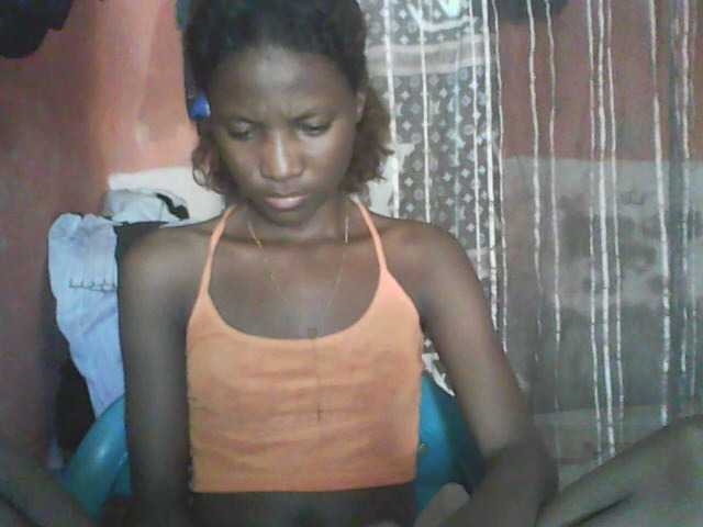 Angiecroft18 live cam on BongaCams