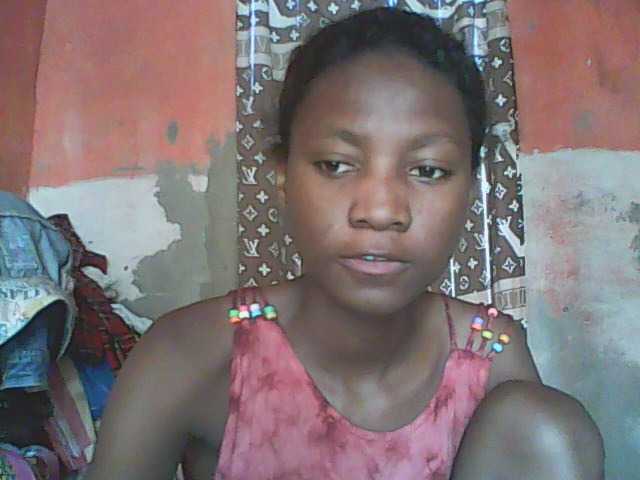 Angiecroft18 live cam on BongaCams
