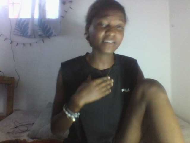 Edhsweet live cam on BongaCams
