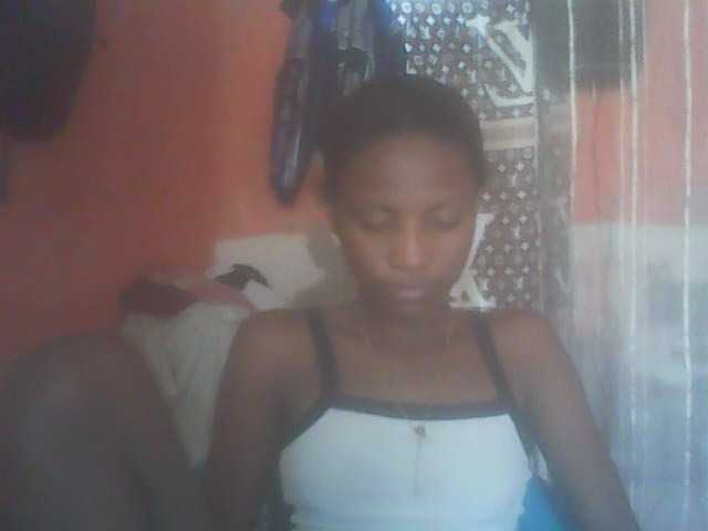 Angiecroft18 live cam on BongaCams