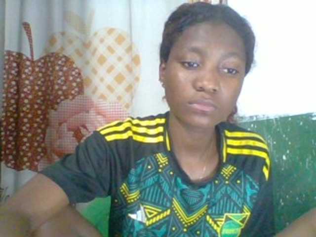 Edhsweet live cam on BongaCams