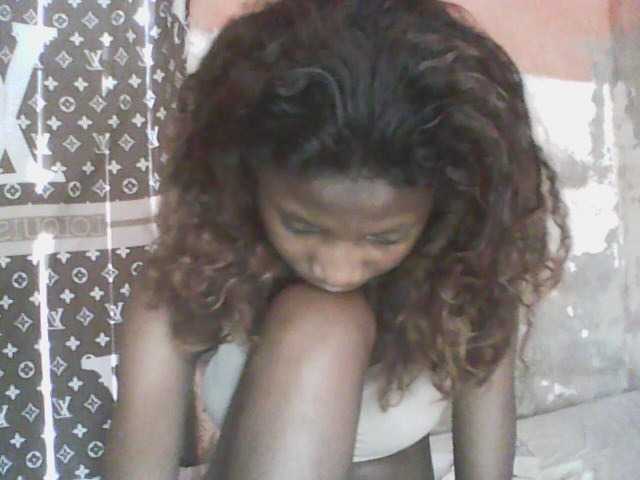 Angiecroft18 live cam on BongaCams
