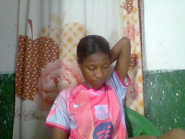 Edhsweet live cam on BongaCams