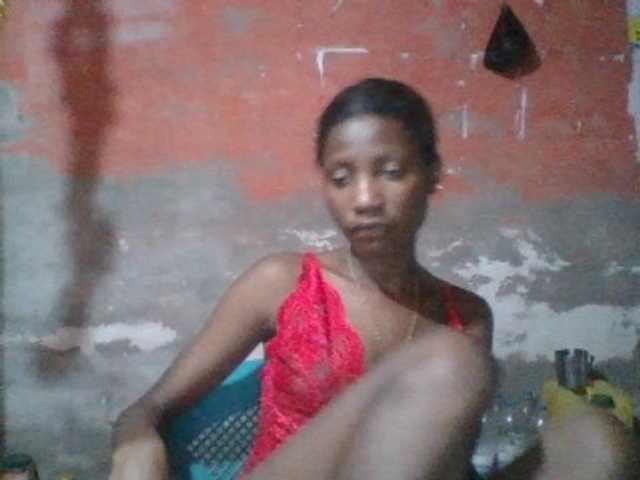 Angiecroft18 live cam on BongaCams