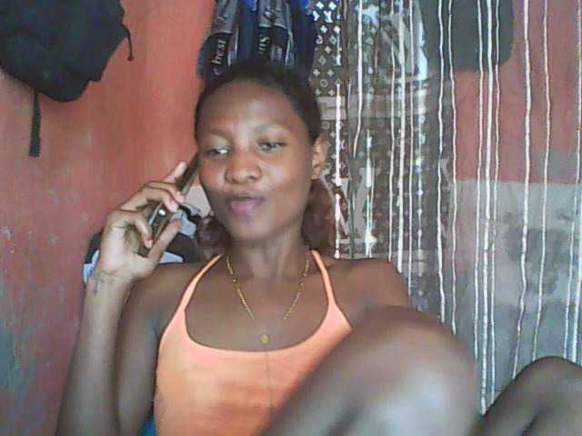 Angiecroft18 live cam on BongaCams