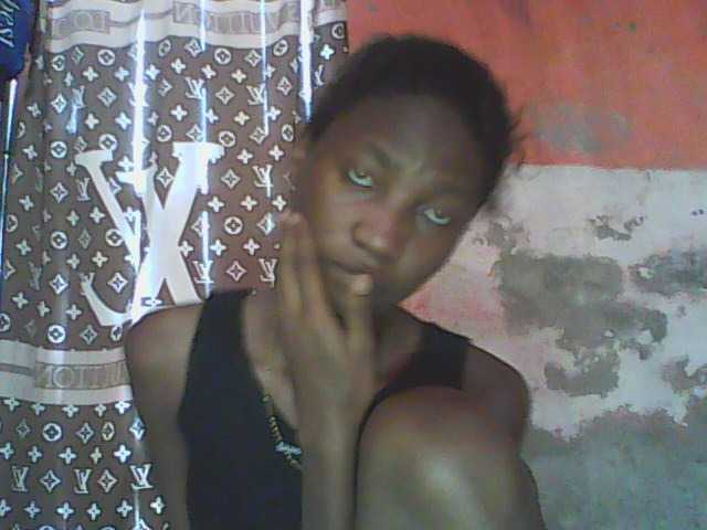 Angiecroft18 live cam on BongaCams