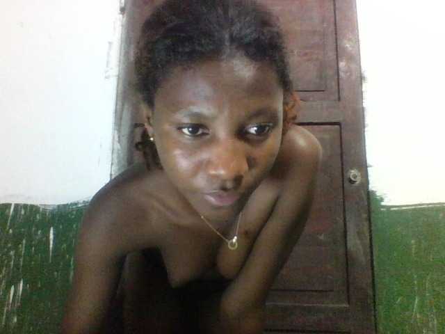 Edhsweet live cam on BongaCams